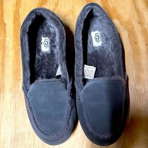 Ugg gray suede slippers